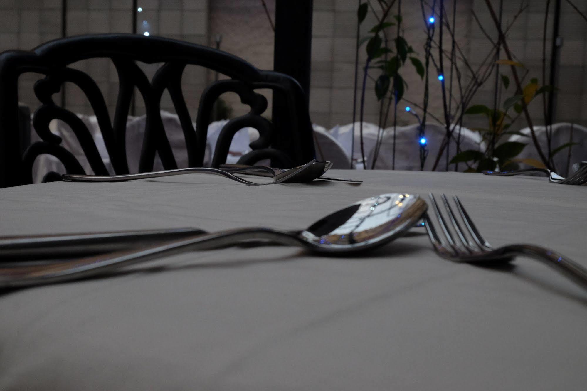 Galesia Hotel & Resort - Dhaka Luaran gambar