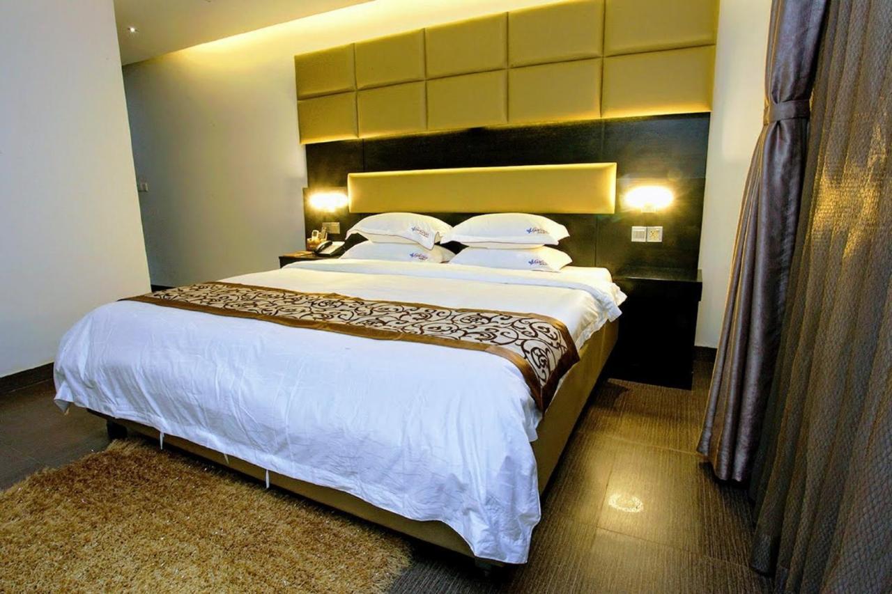 Galesia Hotel & Resort - Dhaka Luaran gambar